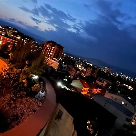 The White Soap Rooftop Skopje Bagian luar foto